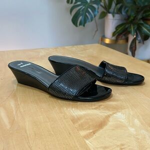 *FREE with purchase* Bandolino black patent and sequence kitten wedge sandals